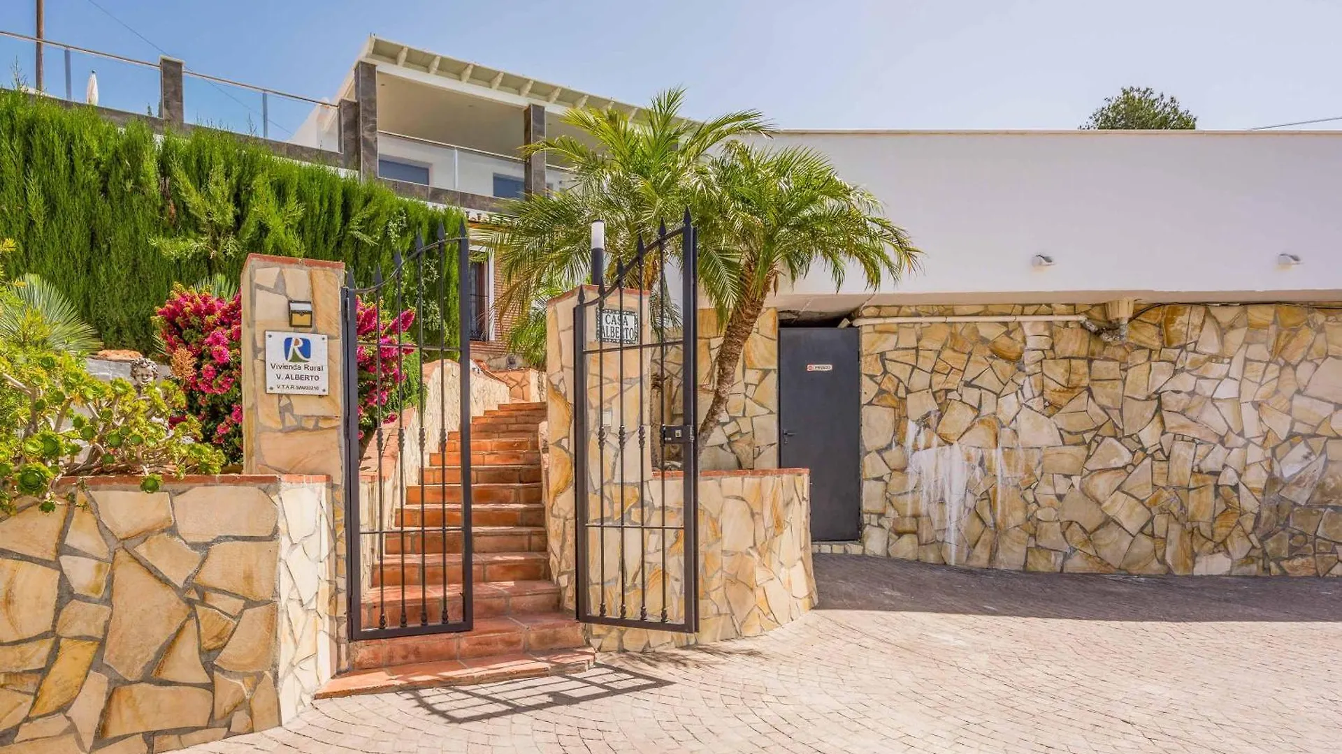 Villa Alberto Frigiliana