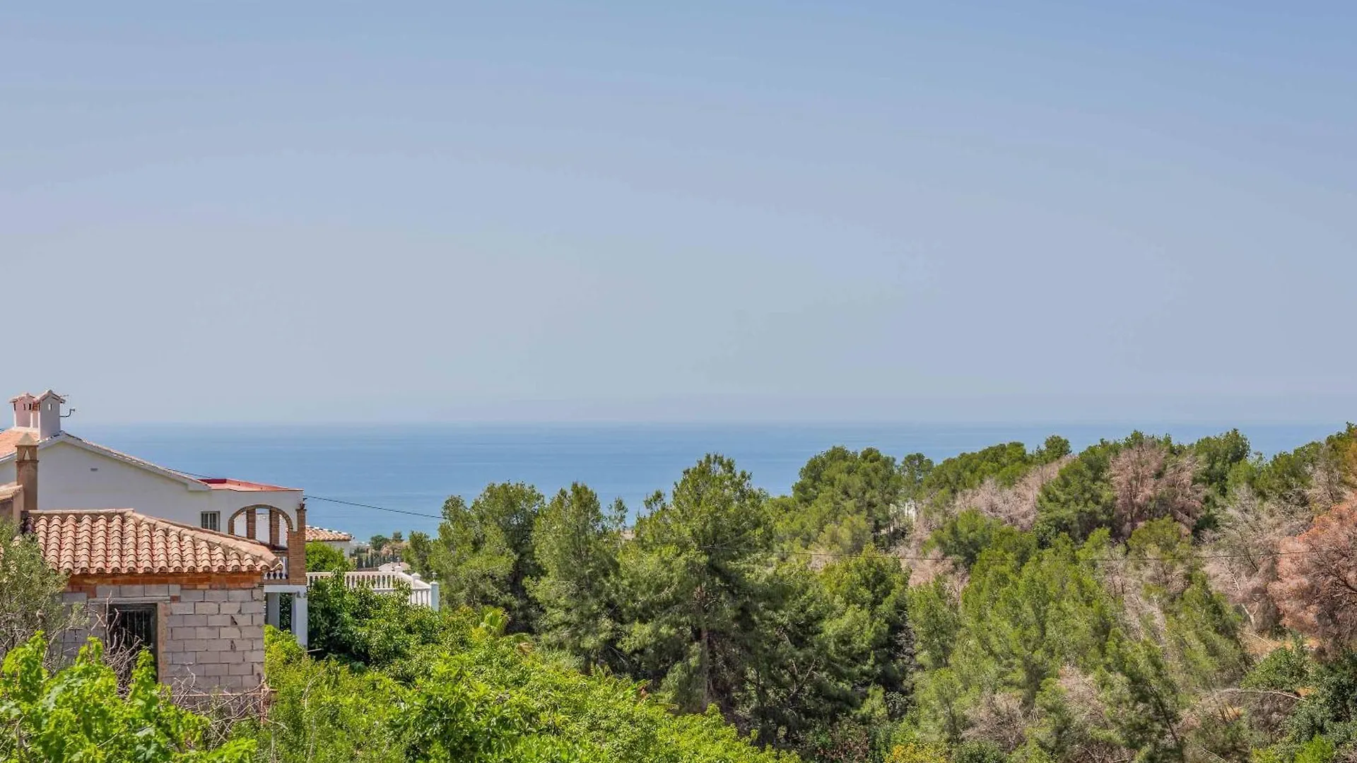 Villa Alberto Frigiliana 0*,